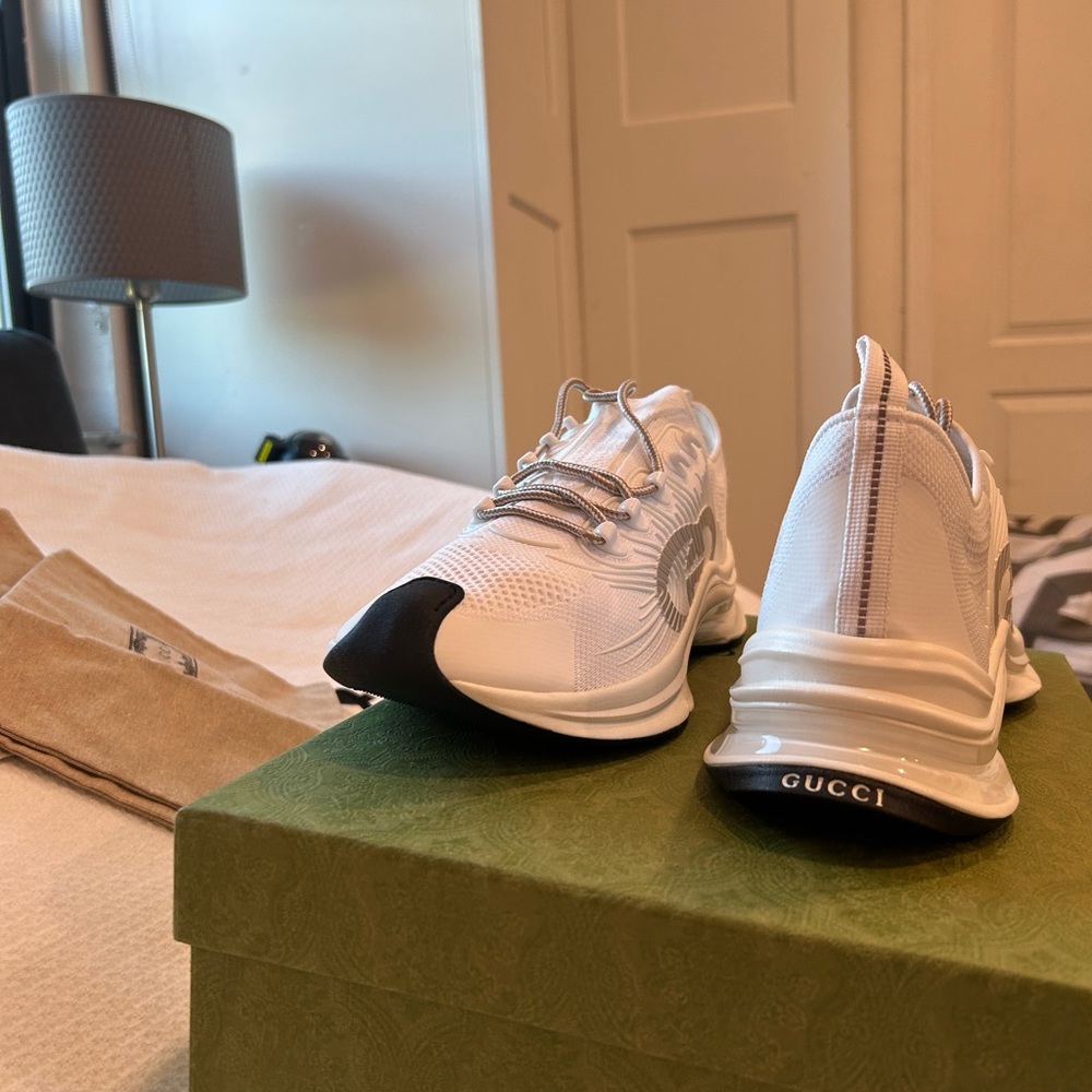 Gucci White and Silver Men's Athletic Shoes - Picture 3 of 4